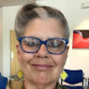 Meet your Posher, Myra